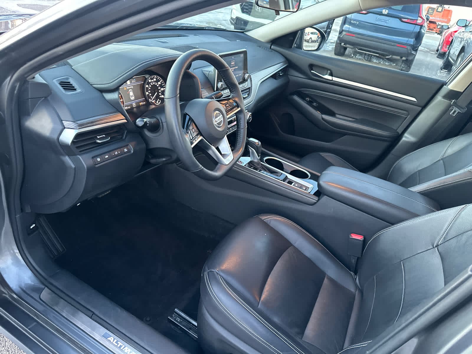 Thumbnail: 2022 Nissan Altima - 16