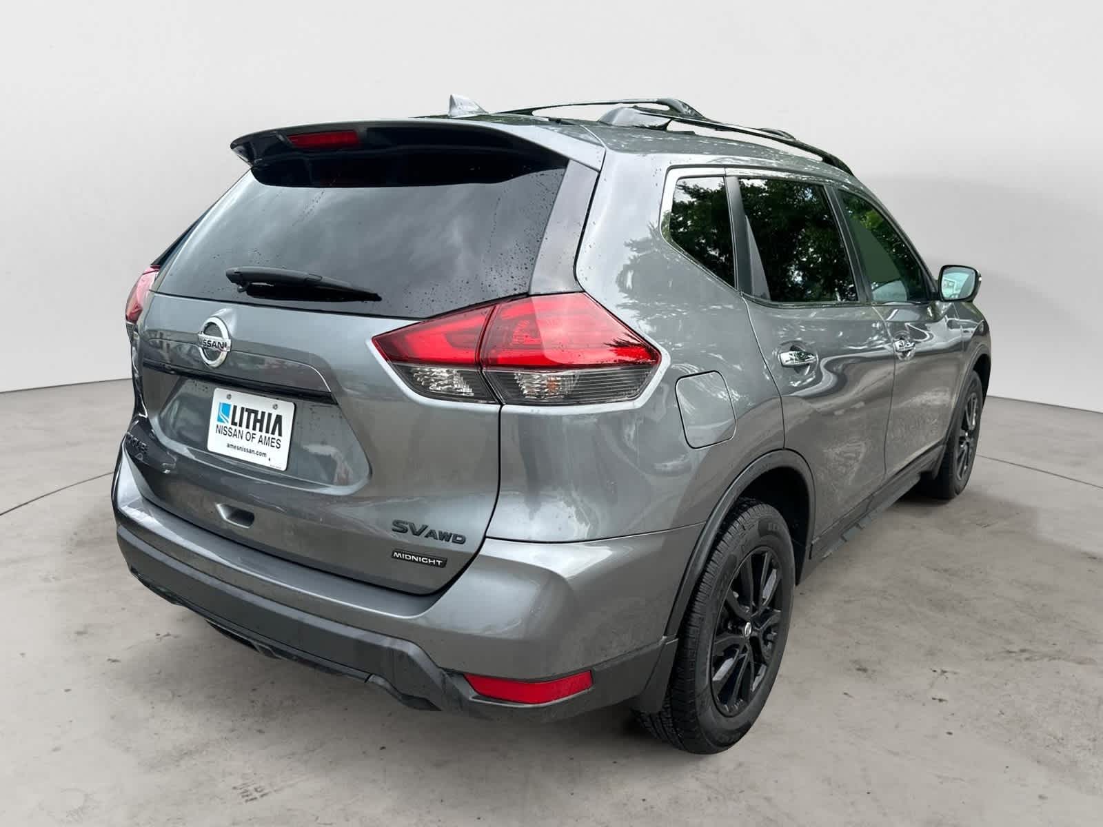 Thumbnail: 2018 Nissan Rogue - 3