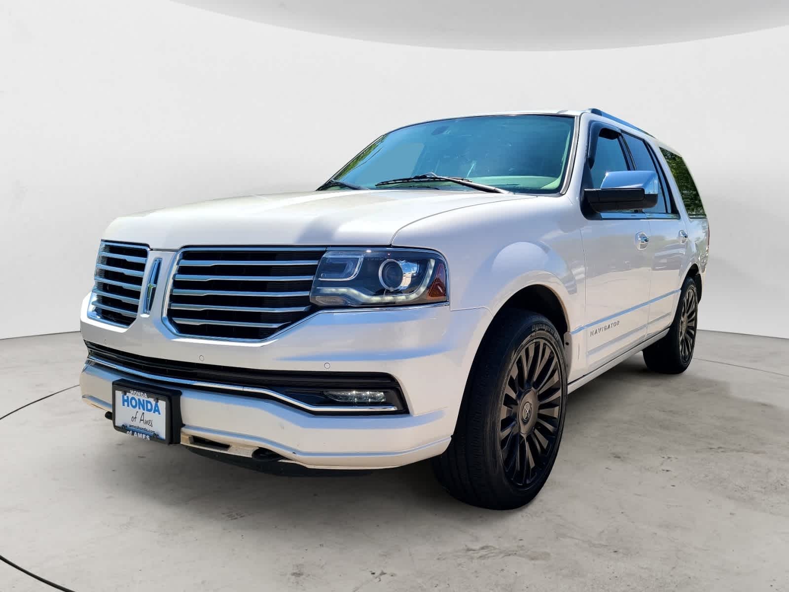 2015 Lincoln Navigator  -
                  Ames, IA