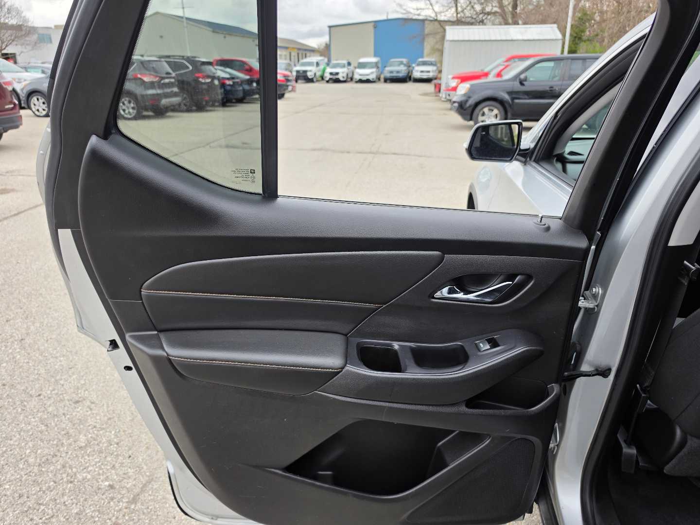 Thumbnail: 2018 Chevrolet Traverse - 7