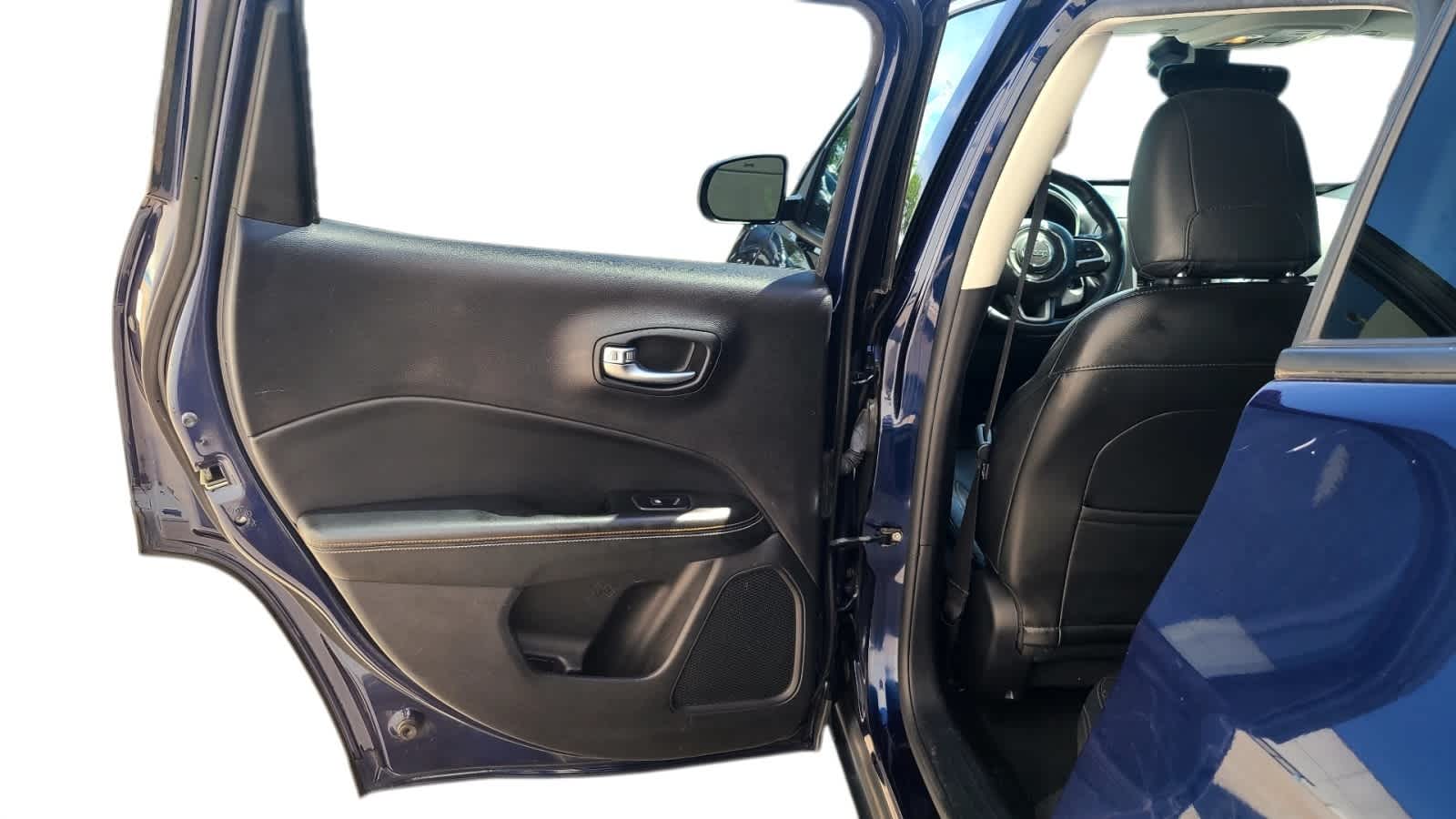 Thumbnail: 2018 Jeep Compass - 6