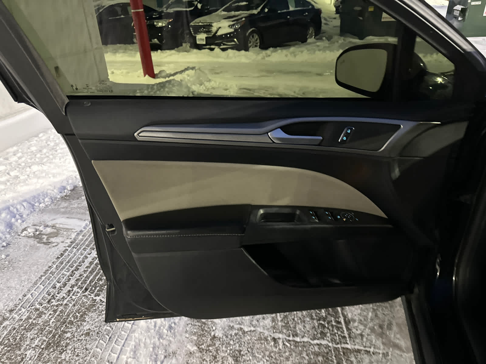 Thumbnail: 2020 Ford Fusion - 13