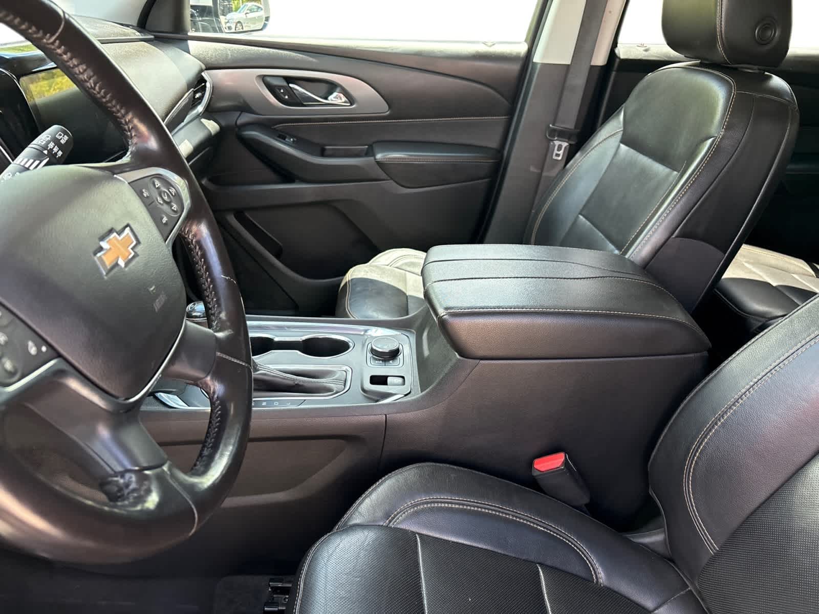 Thumbnail: 2020 Chevrolet Traverse - 8