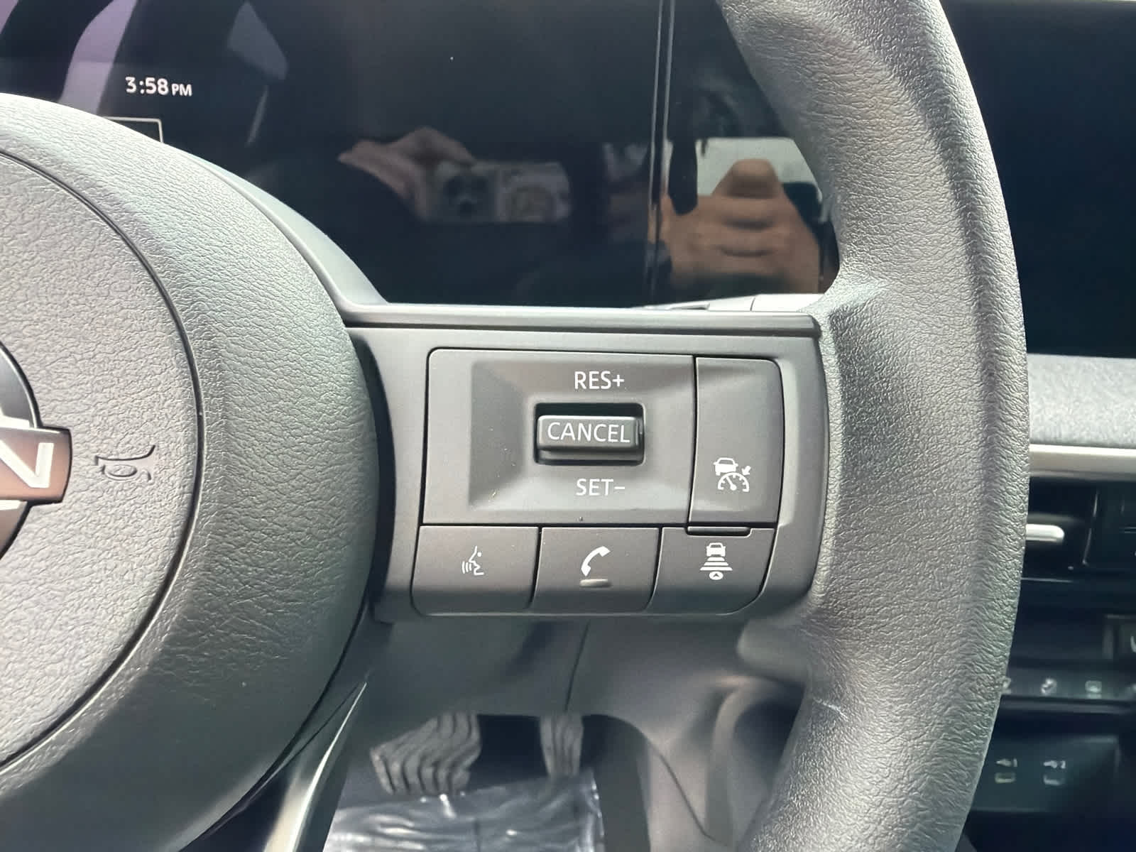 Thumbnail: 2026 Nissan Kicks - 21