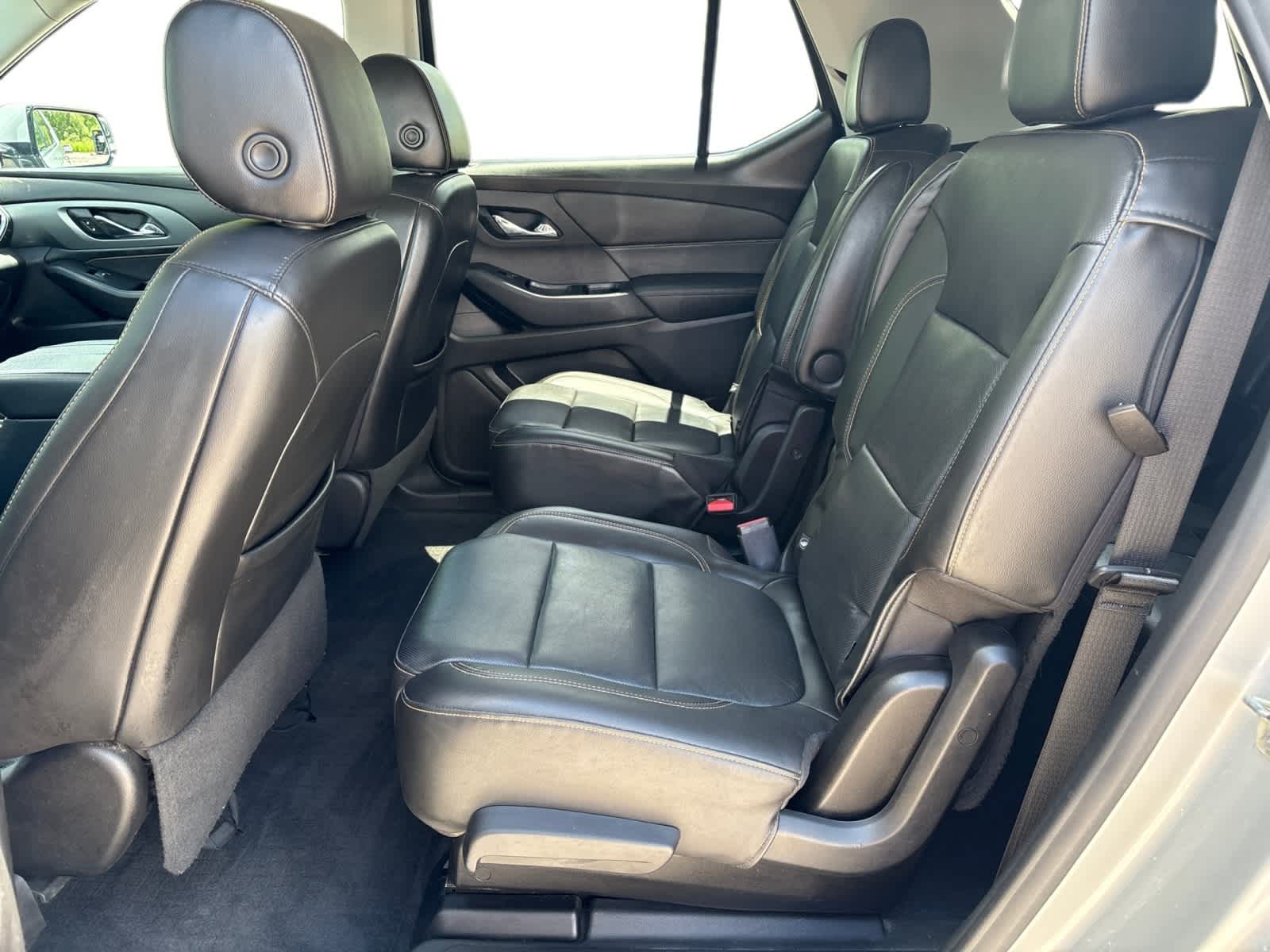 Thumbnail: 2020 Chevrolet Traverse - 15
