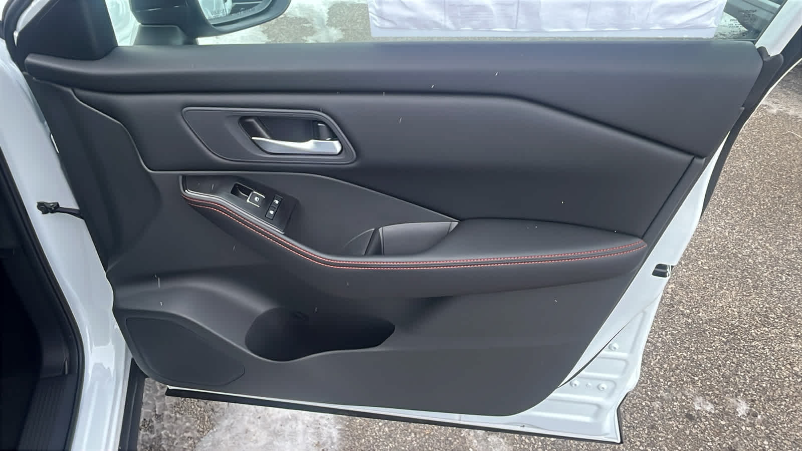 Thumbnail: 2026 Nissan Rogue - 8