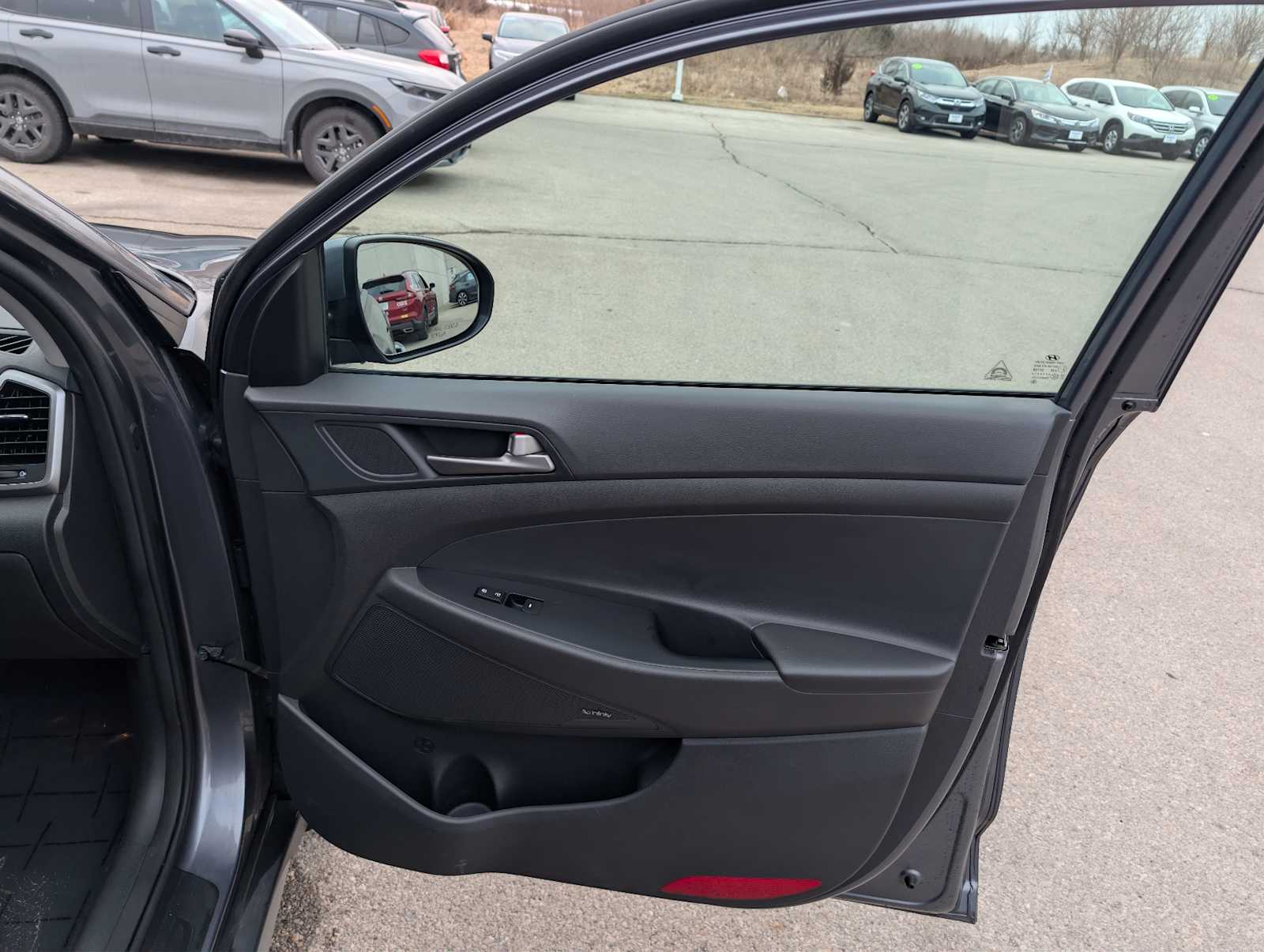 Thumbnail: 2018 Hyundai Tucson - 12