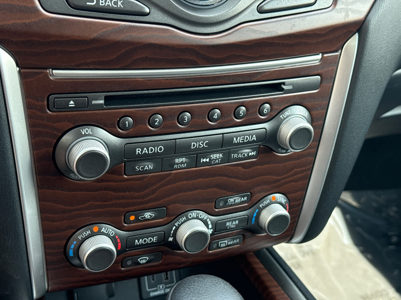 Thumbnail: 2020 Nissan Pathfinder - 20