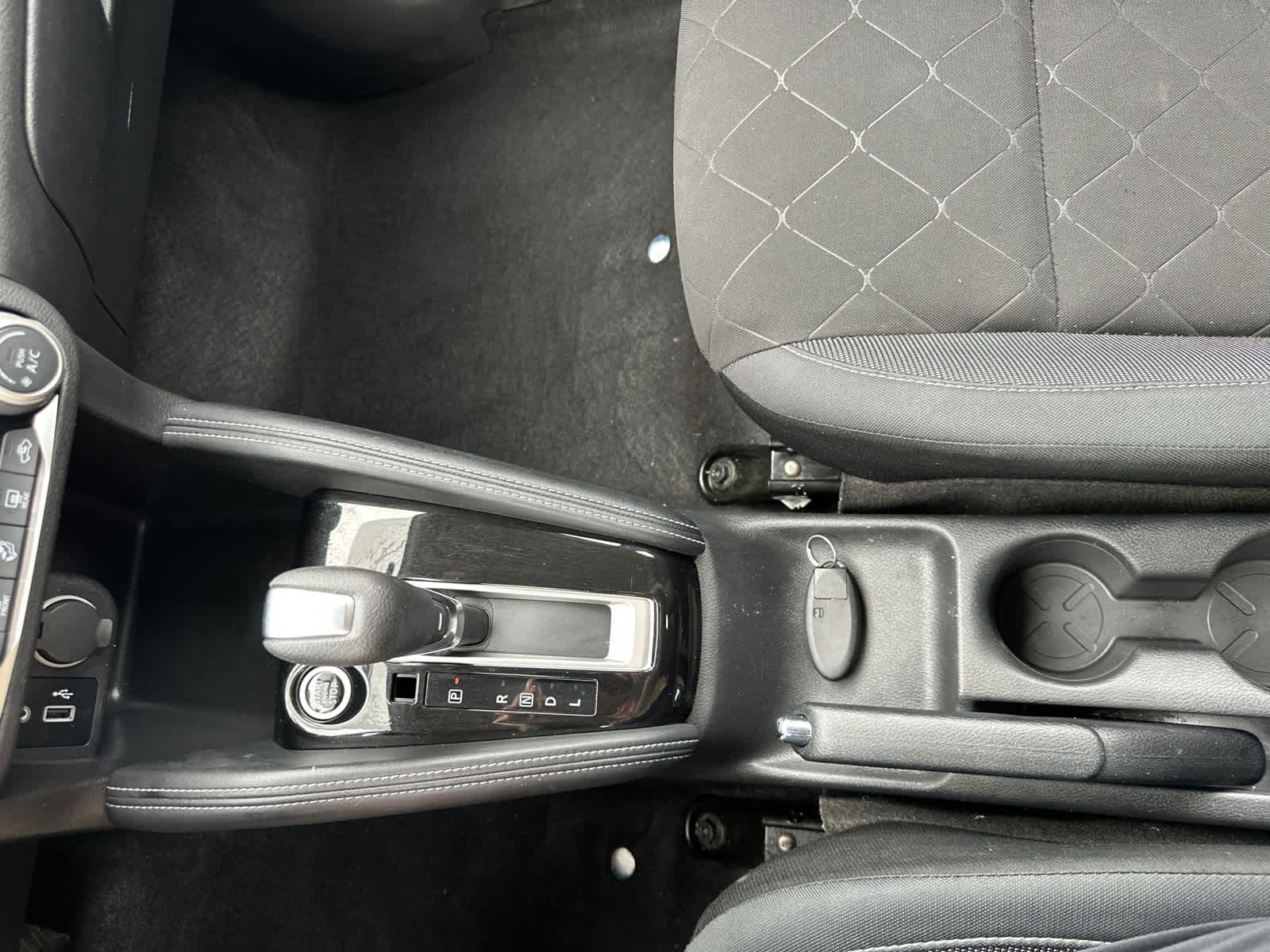 Thumbnail: 2019 Nissan Kicks - 25