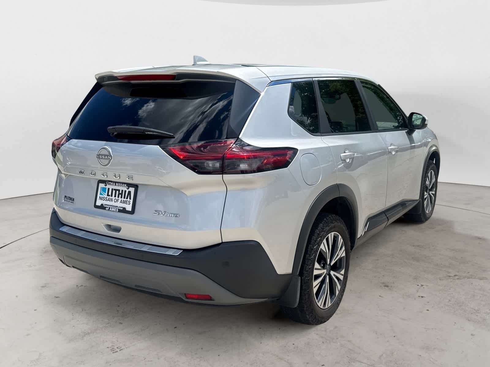 Thumbnail: 2023 Nissan Rogue - 4
