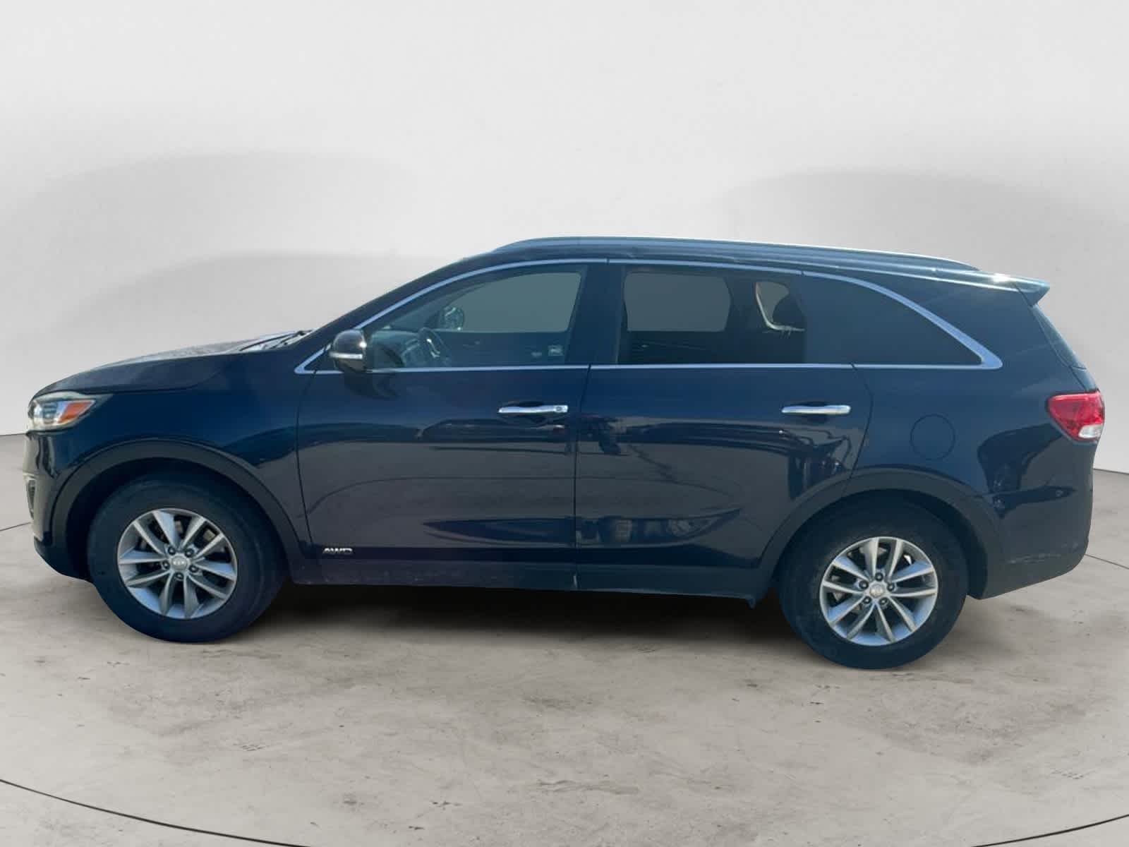 Used 2016 Kia Sorento LX with VIN 5XYPGDA32GG042636 for sale in Ames, IA