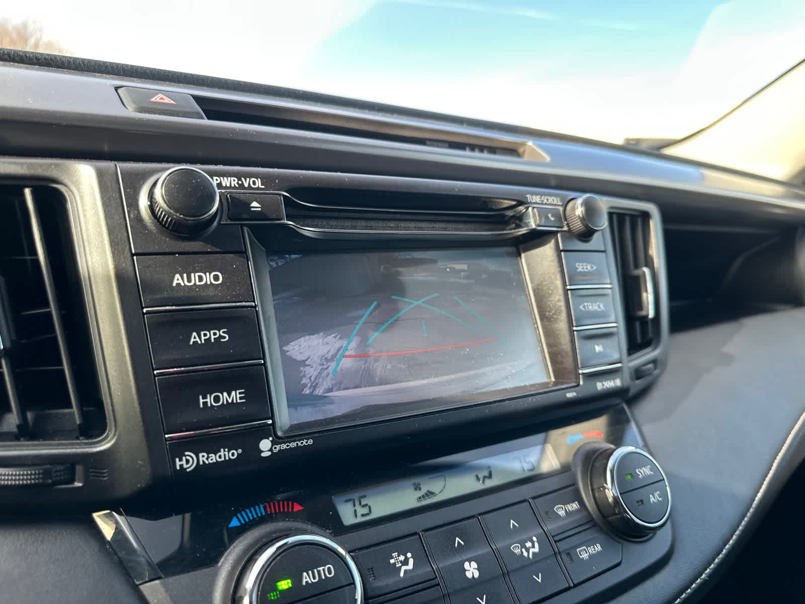 Thumbnail: 2017 Toyota RAV4 - 24