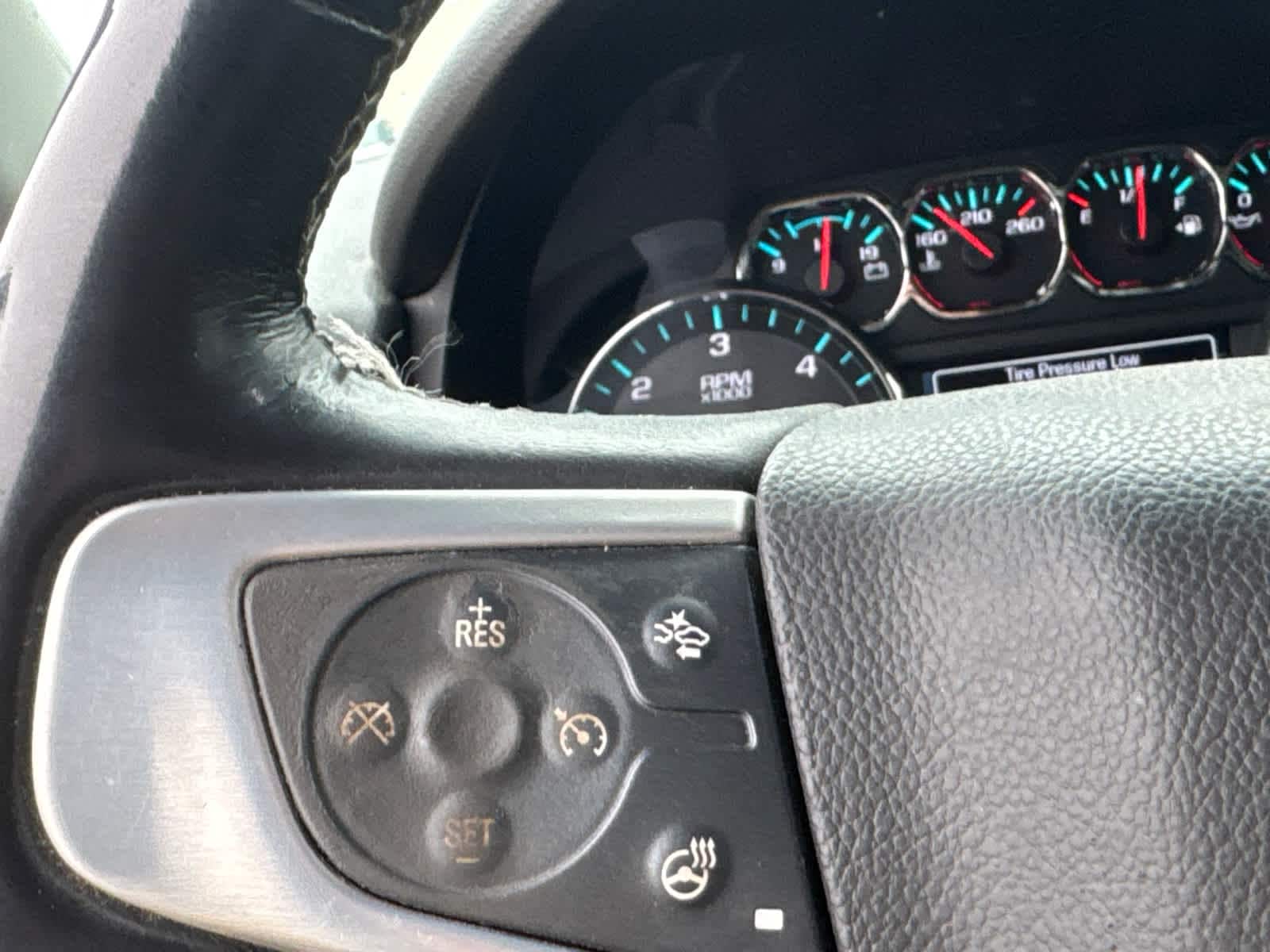 Thumbnail: 2017 GMC Yukon XL - 20