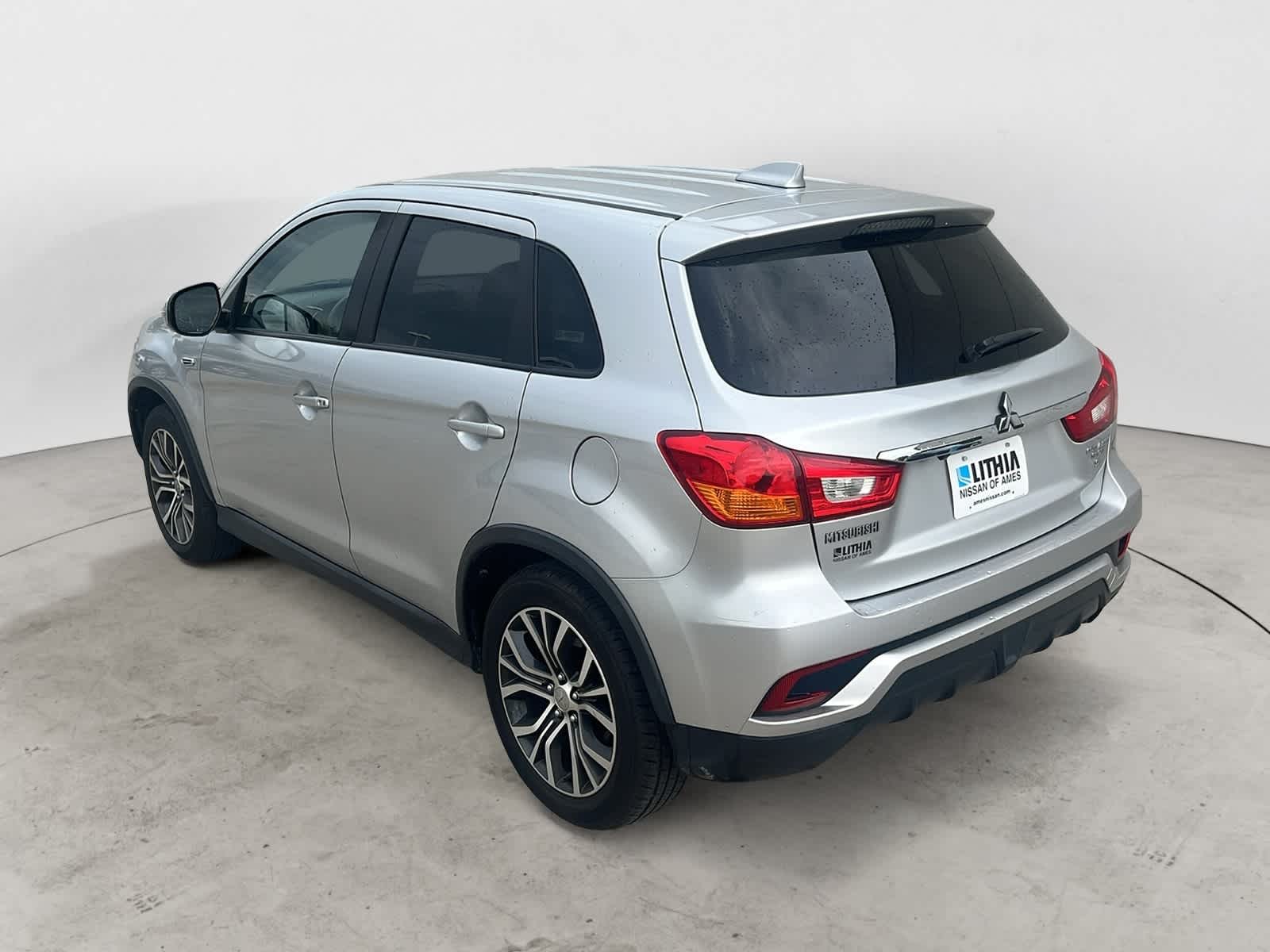 Thumbnail: 2019 Mitsubishi Outlander Sport - 3