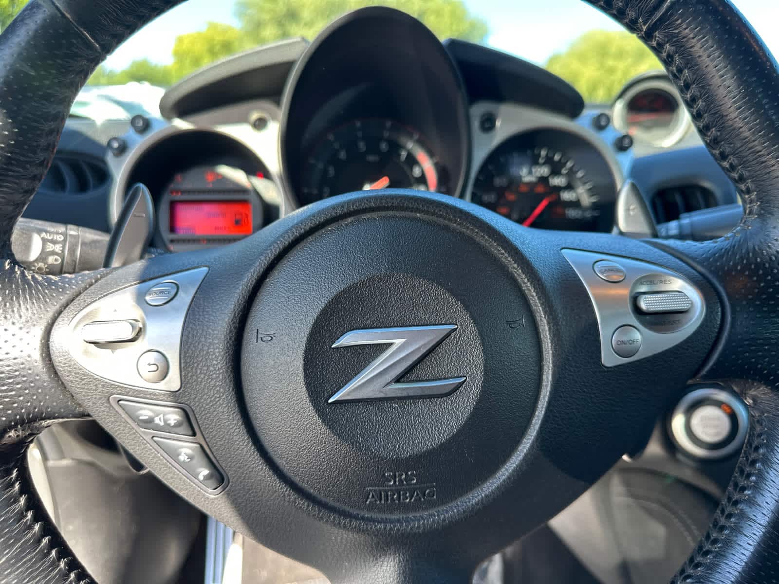 Thumbnail: 2014 Nissan Z - 16
