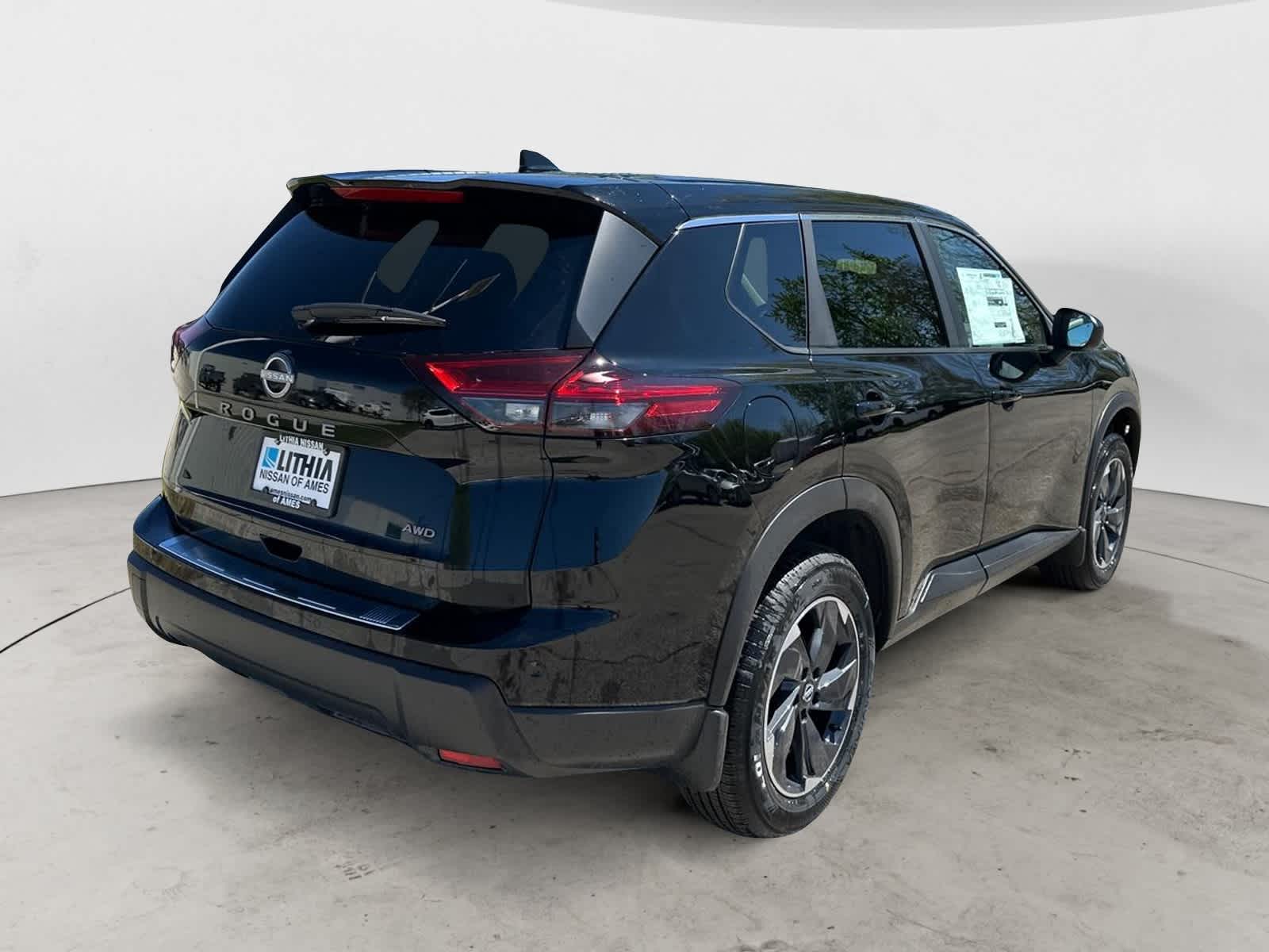 Thumbnail: 2025 Nissan Rogue - 3