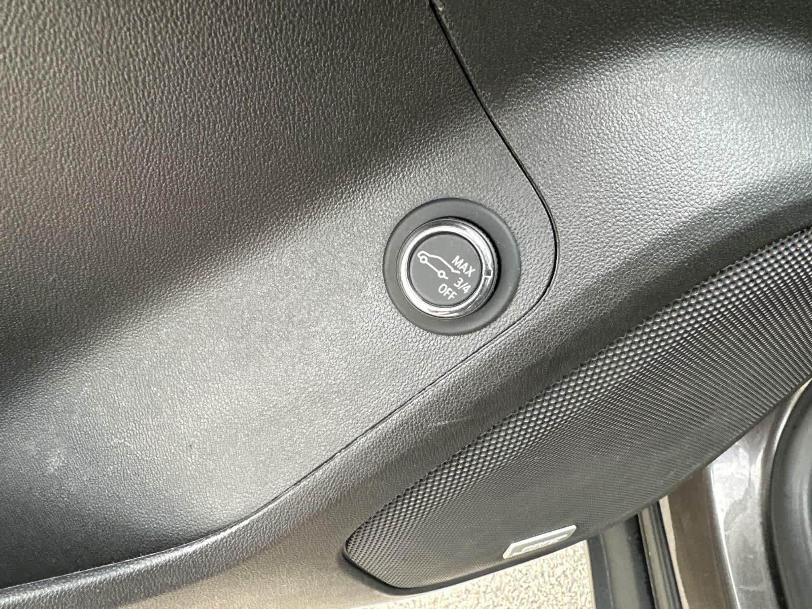 Thumbnail: 2019 GMC Acadia - 22