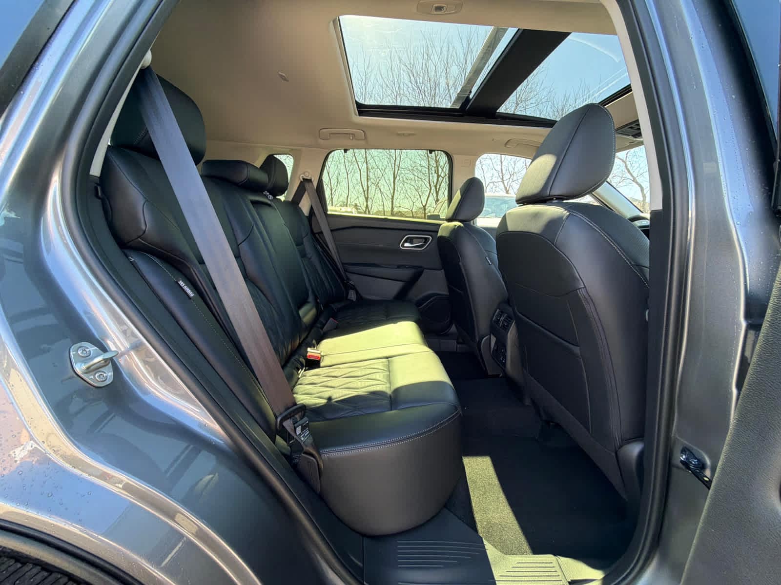 Thumbnail: 2026 Nissan Rogue - 10