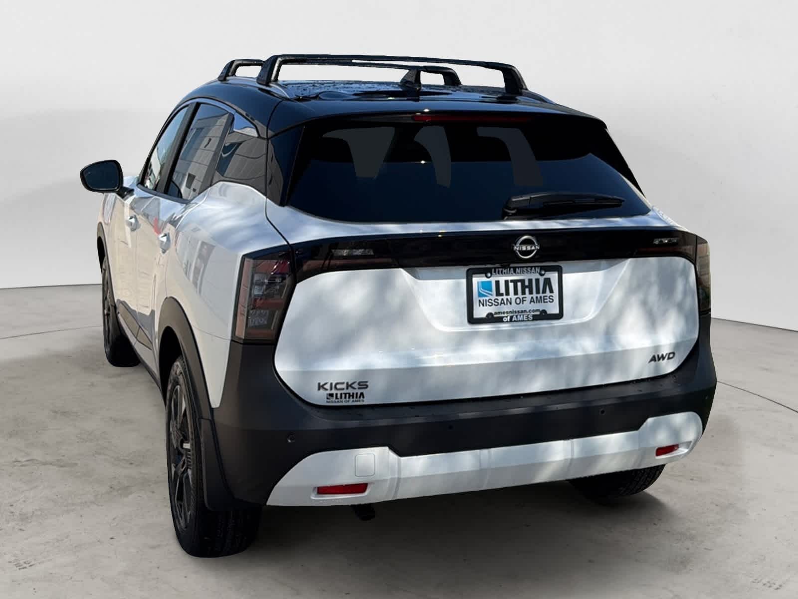 Thumbnail: 2026 Nissan Kicks - 3