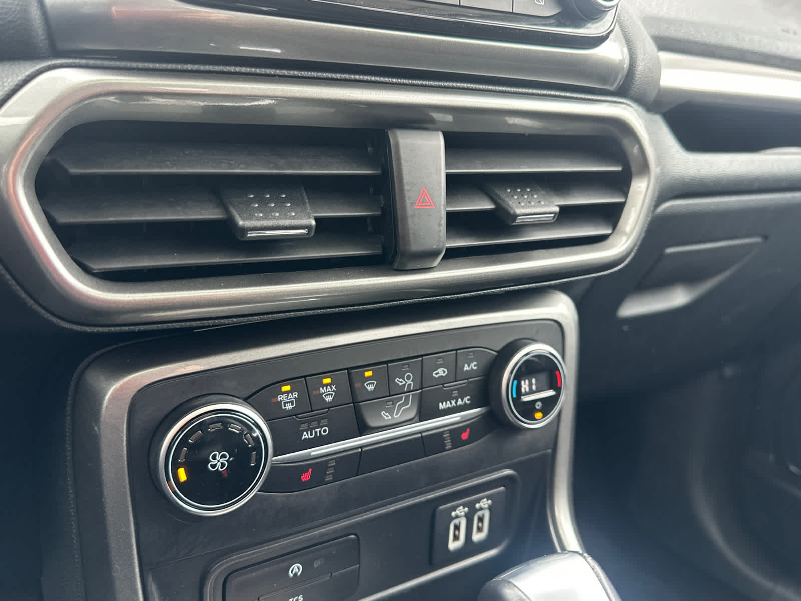 Thumbnail: 2018 Ford EcoSport - 27