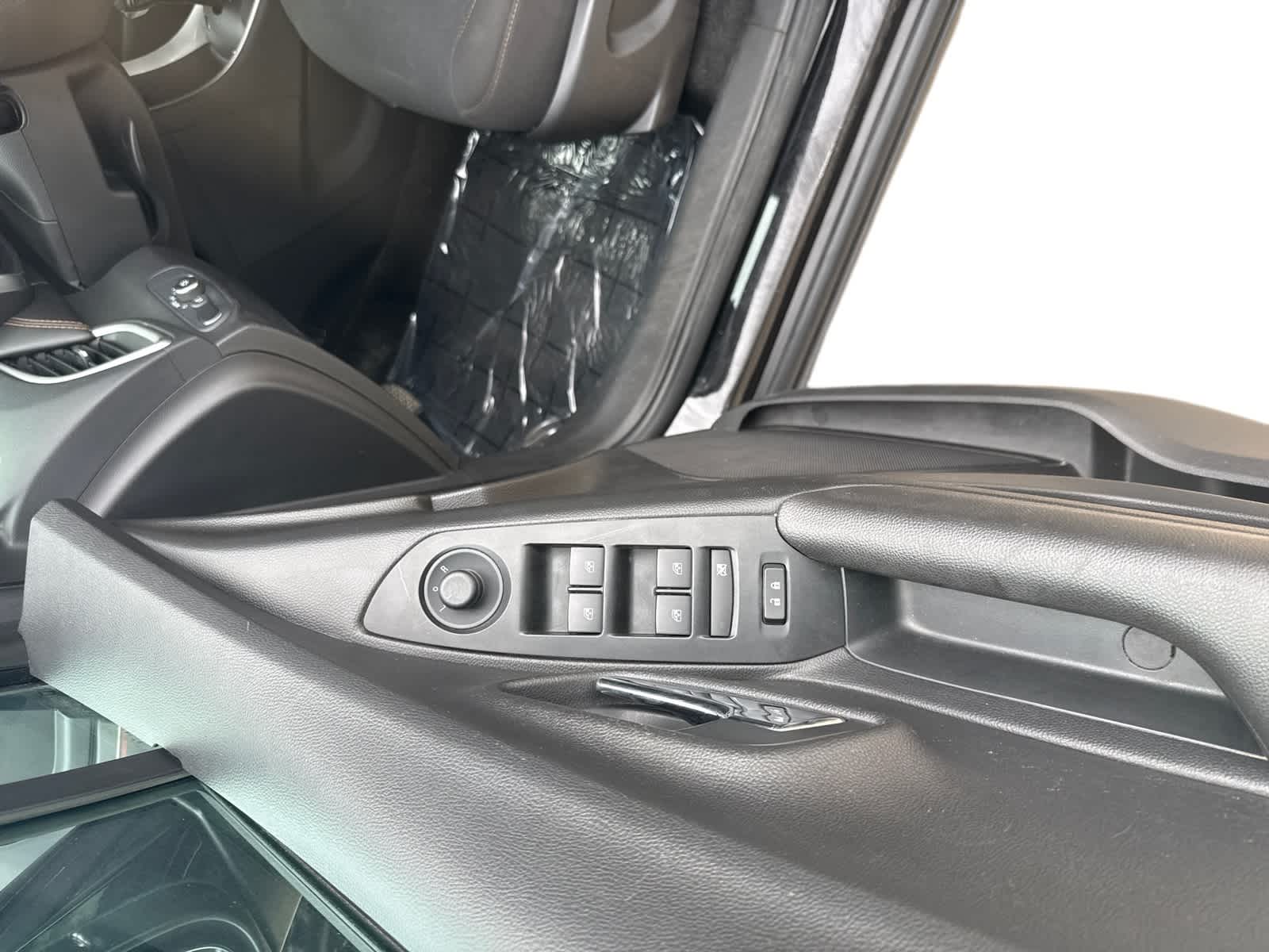 Thumbnail: 2020 Chevrolet Trax - 12