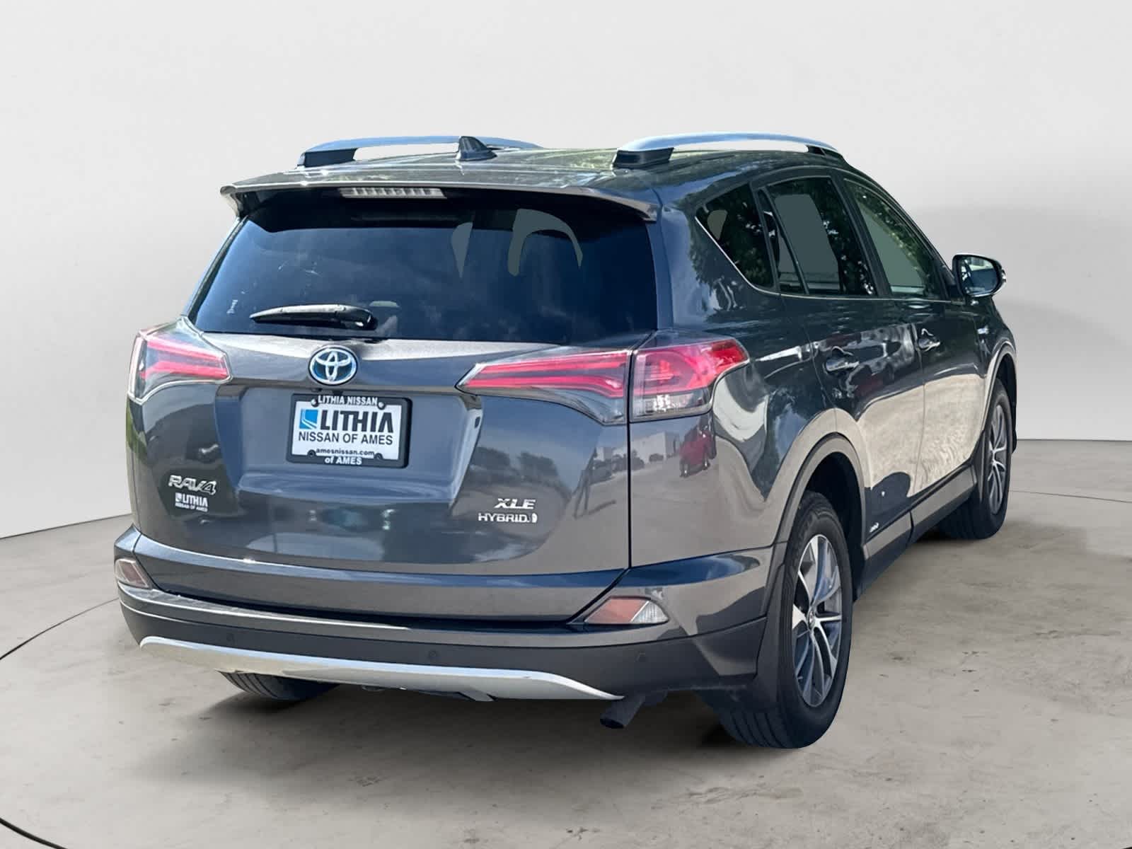 Thumbnail: 2016 Toyota RAV4 - 4