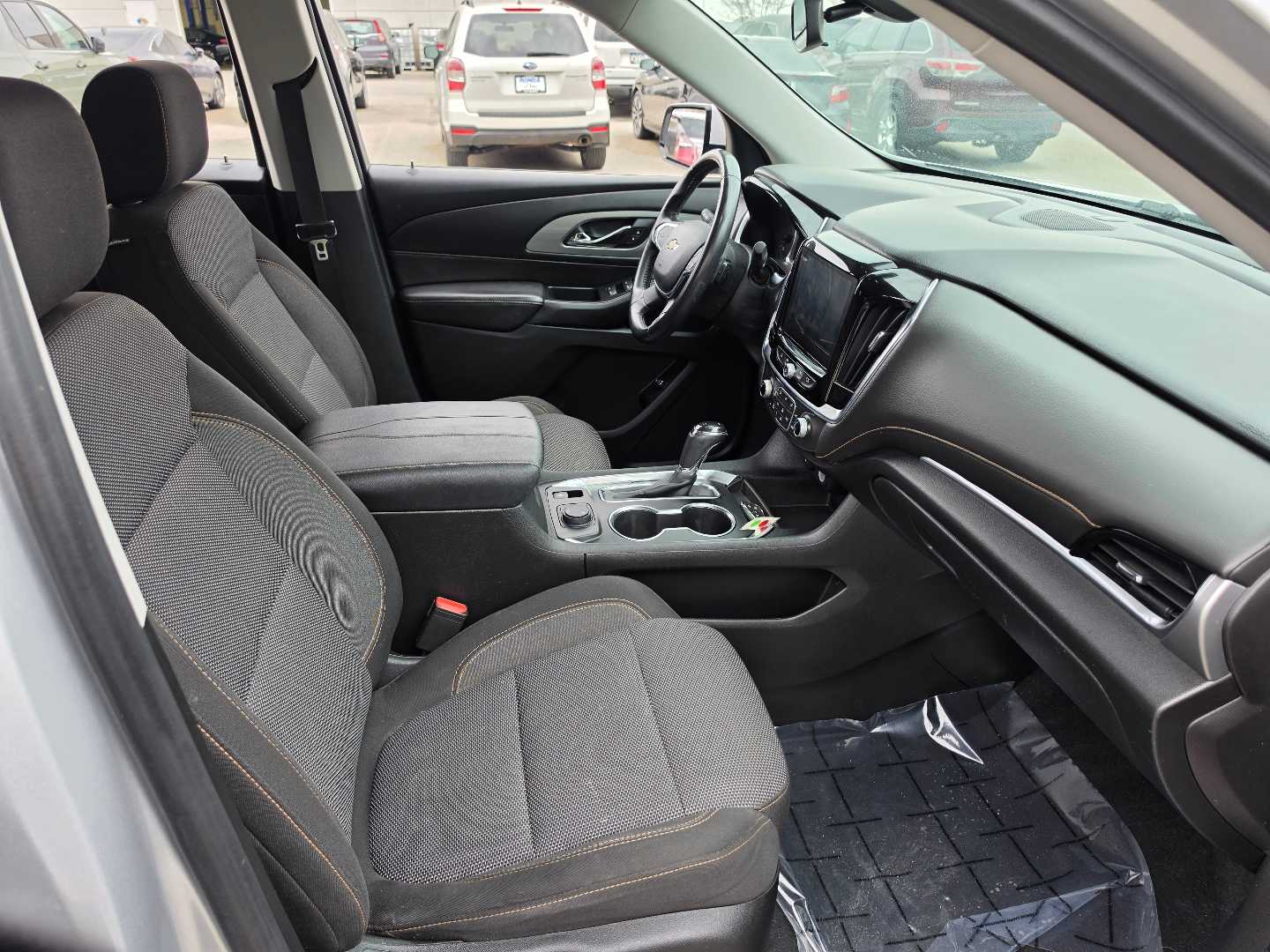 Thumbnail: 2018 Chevrolet Traverse - 15