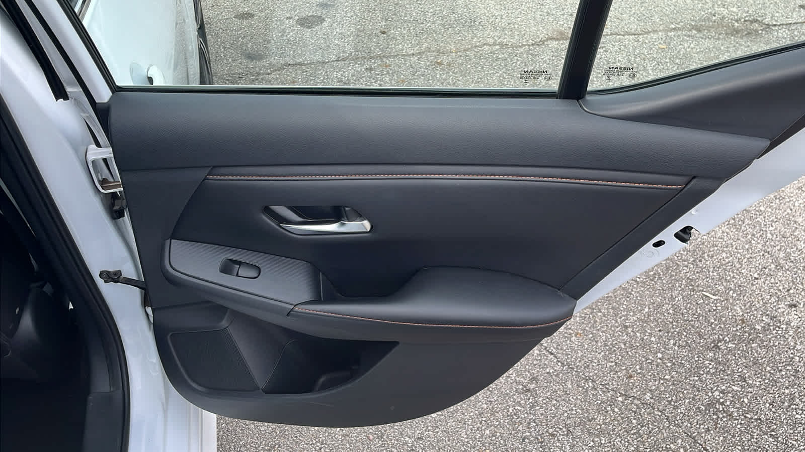 Thumbnail: 2022 Nissan Sentra - 9