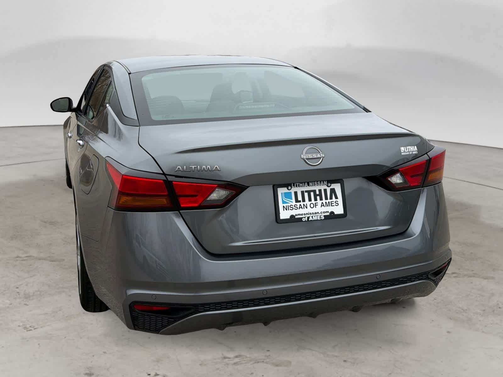 Thumbnail: 2023 Nissan Altima - 3