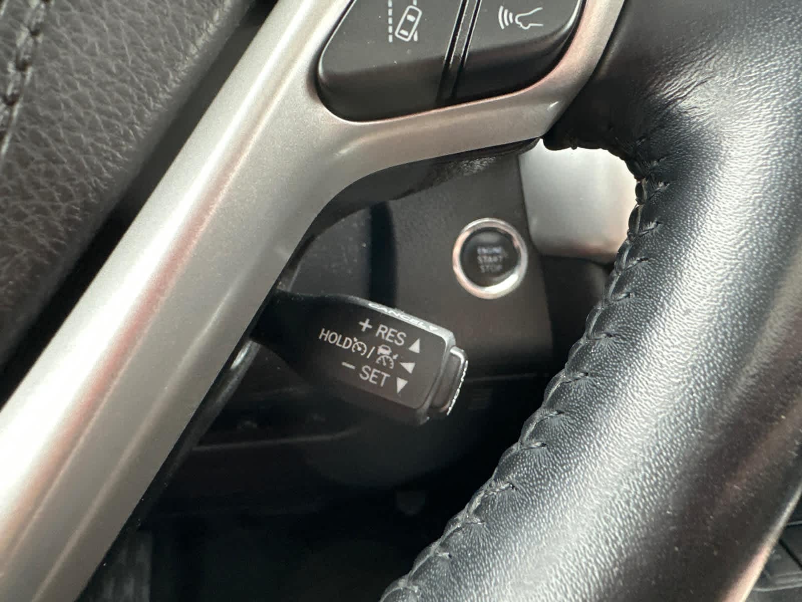 Thumbnail: 2018 Toyota Highlander - 23