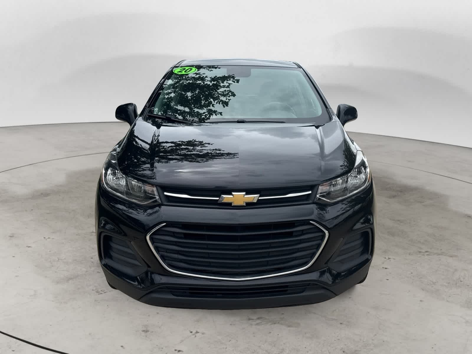 Thumbnail: 2020 Chevrolet Trax - 2