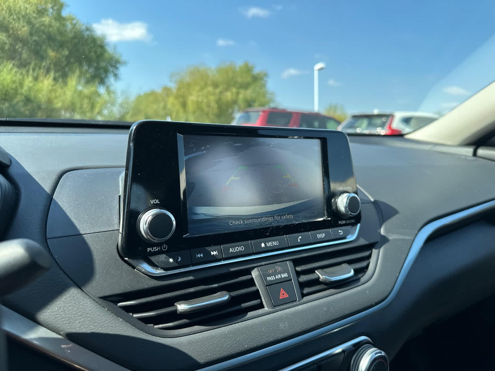 Thumbnail: 2022 Nissan Altima - 24