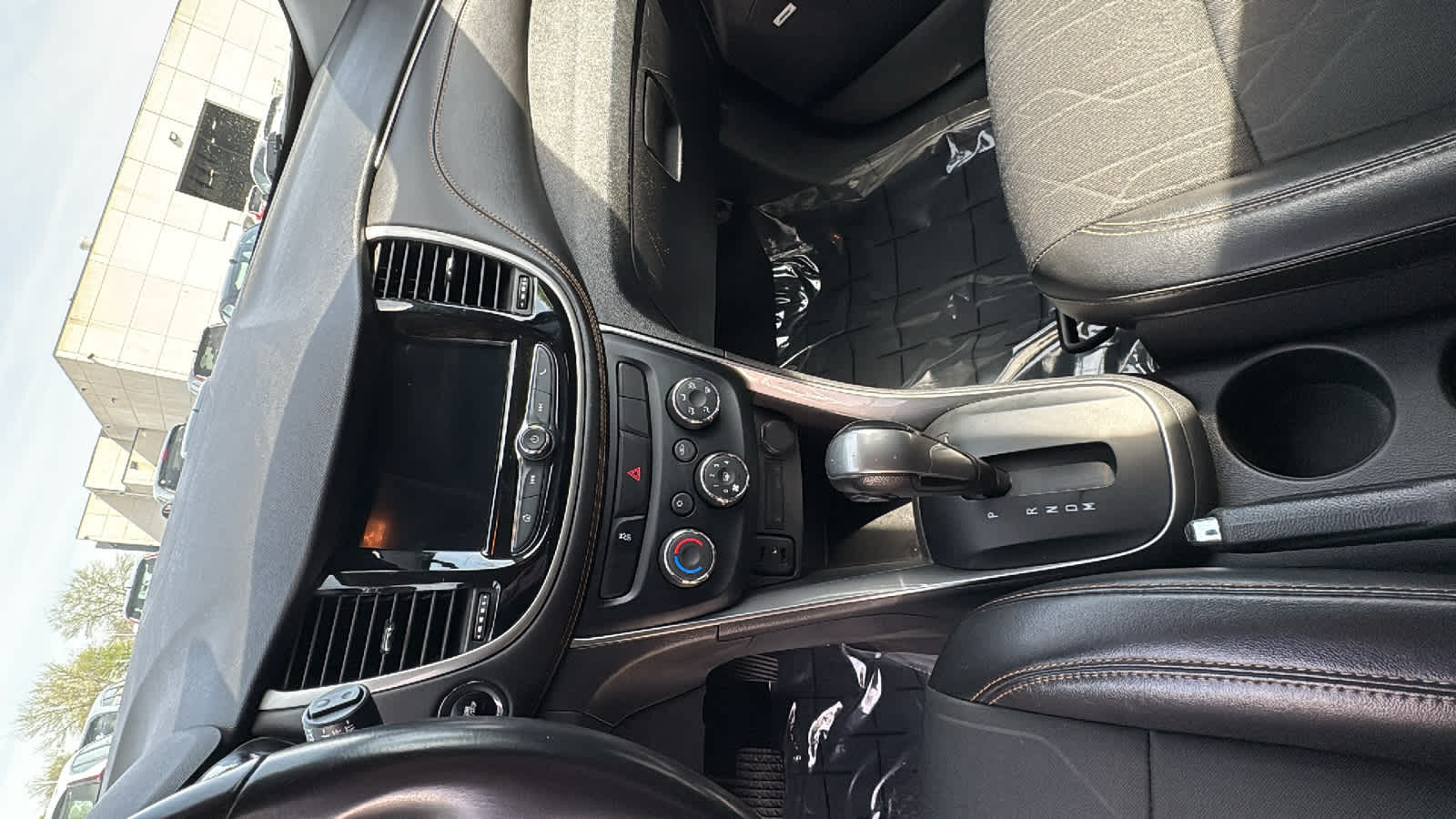 Thumbnail: 2019 Chevrolet Trax - 10