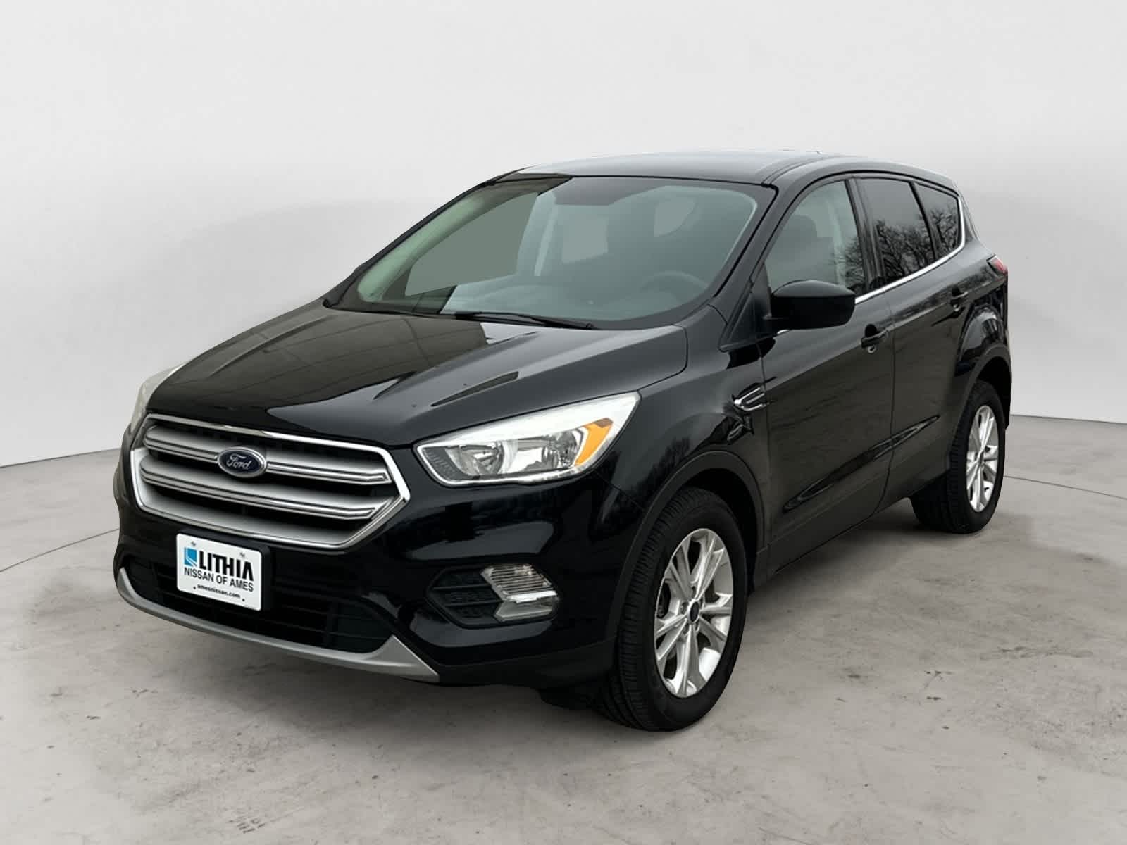Thumbnail: 2019 Ford Escape - 1