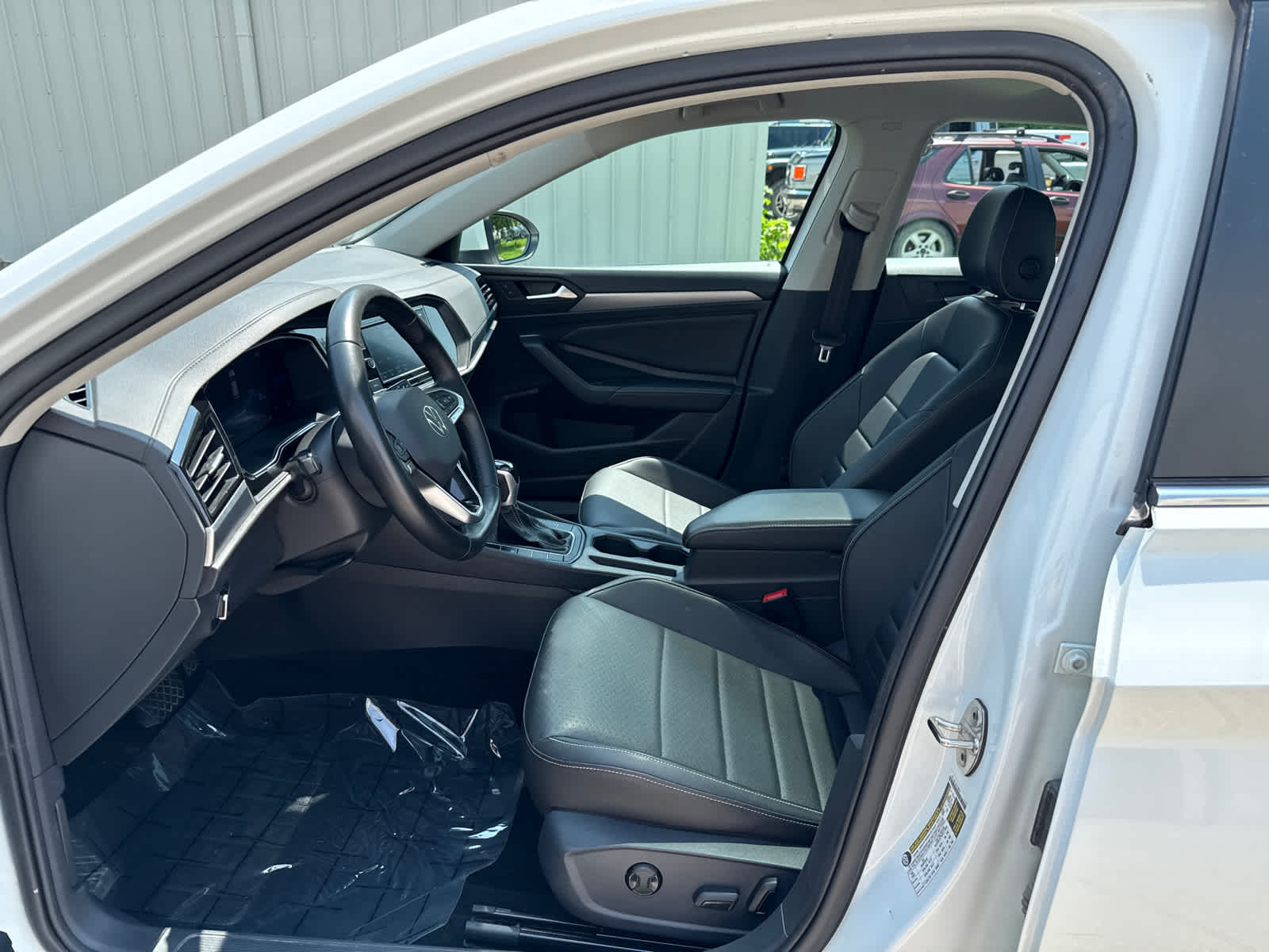 Thumbnail: 2023 Volkswagen Jetta - 11