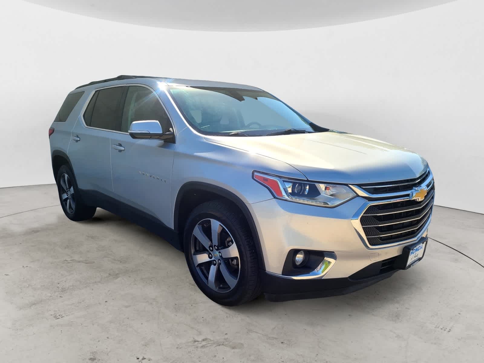 Thumbnail: 2019 Chevrolet Traverse - 3