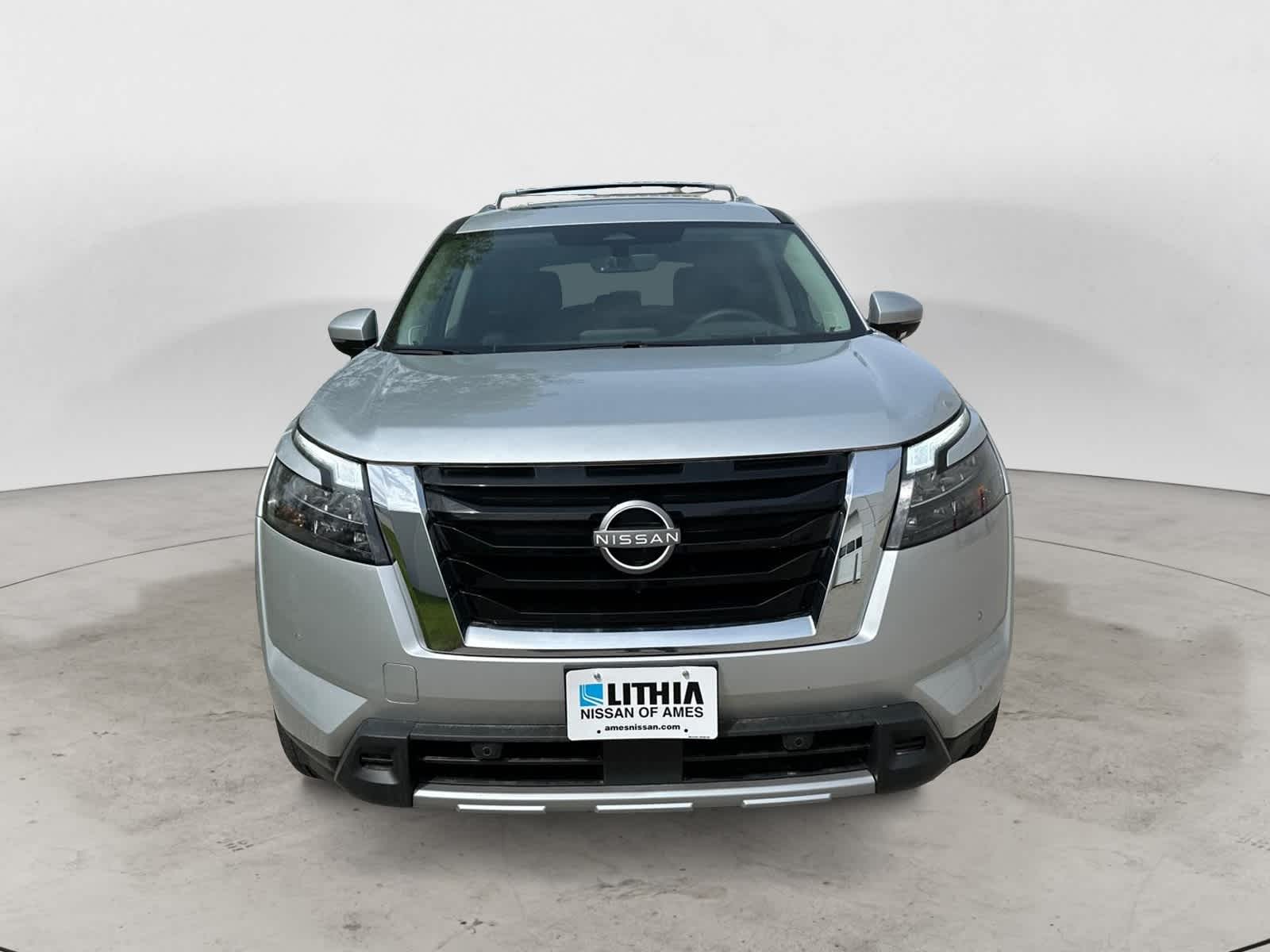 Thumbnail: 2025 Nissan Pathfinder - 2