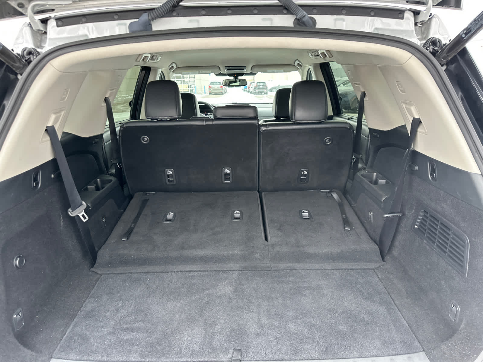 Thumbnail: 2022 Nissan Pathfinder - 12