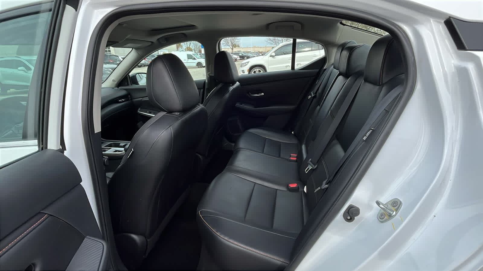 Thumbnail: 2022 Nissan Sentra - 12