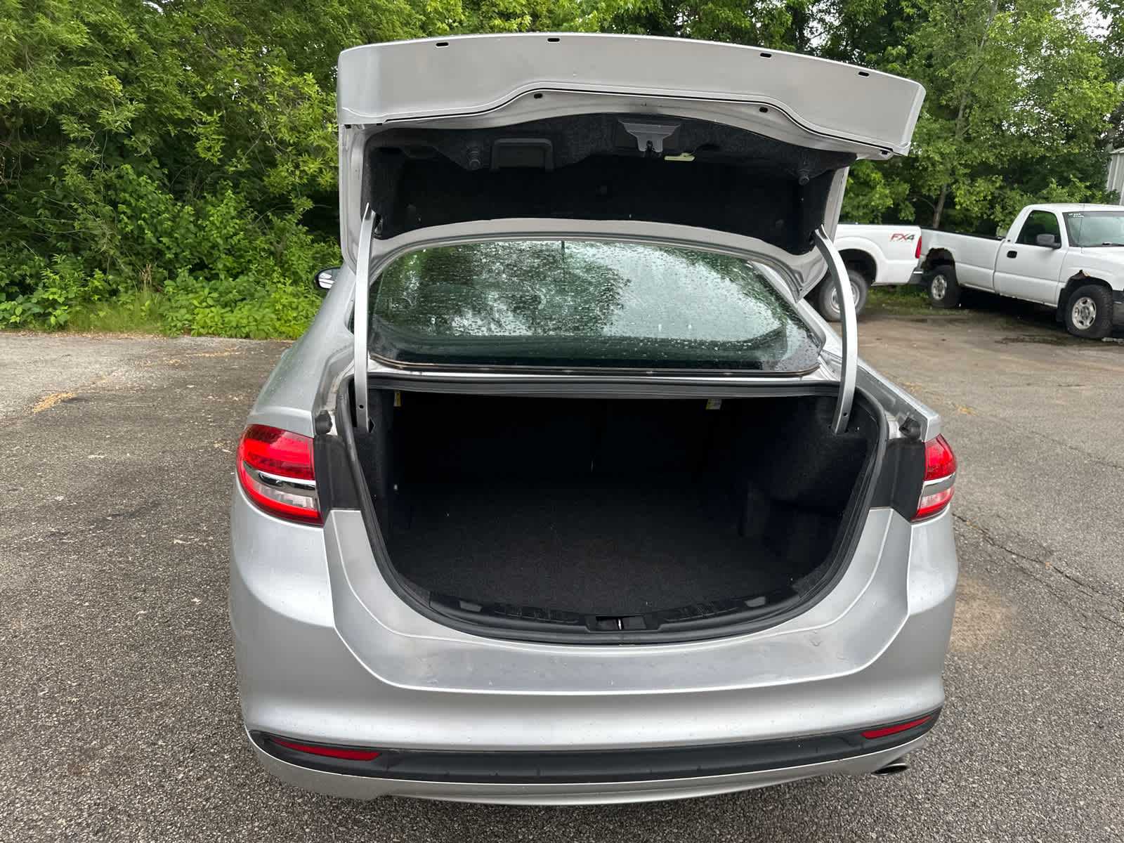 2017 Ford Fusion SE 9
