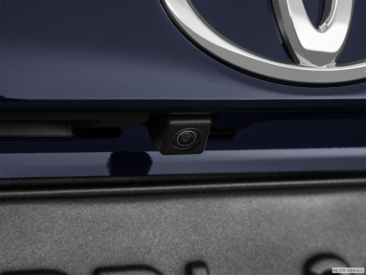 Thumbnail: 2014 Toyota Highlander - 33