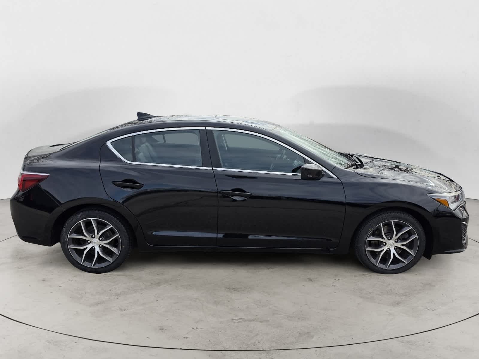 Thumbnail: 2021 Acura ILX - 4