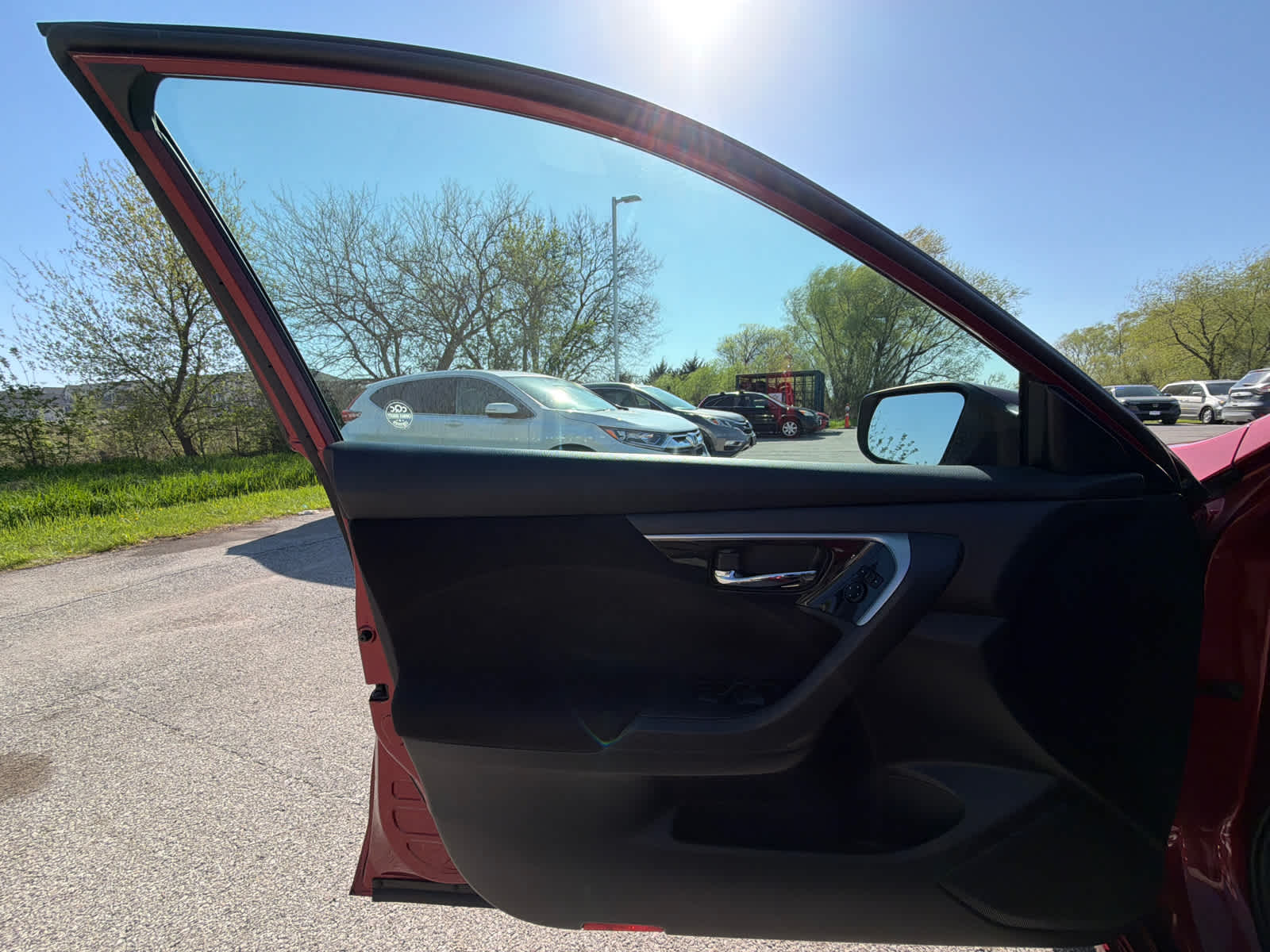 Thumbnail: 2013 Nissan Altima - 14