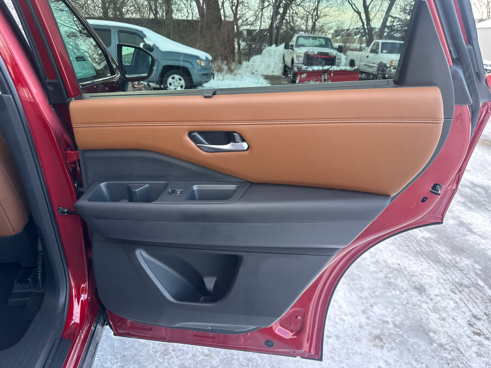 Thumbnail: 2025 Nissan Pathfinder - 9