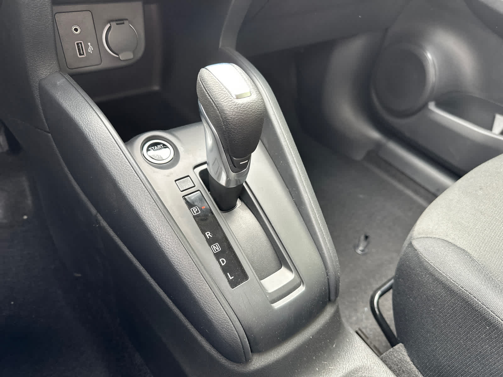 Thumbnail: 2025 Nissan Kicks - 21