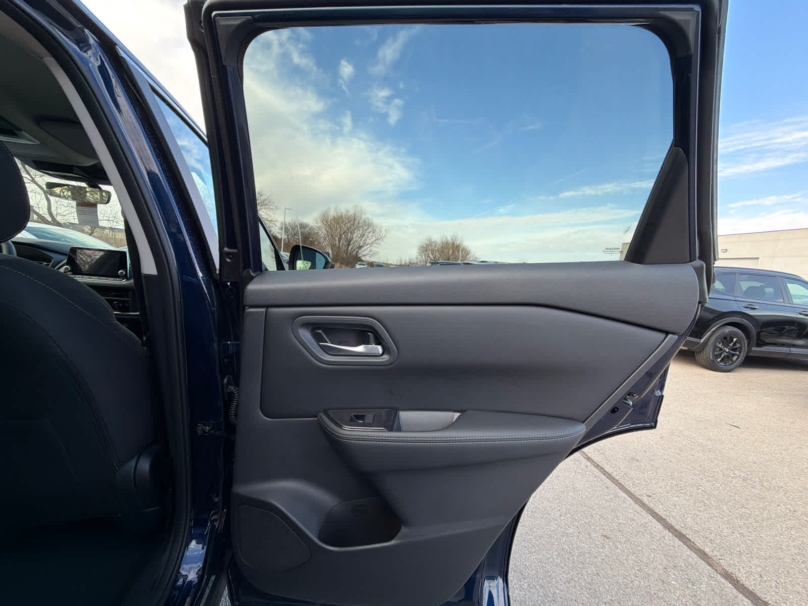 Thumbnail: 2026 Nissan Rogue - 9