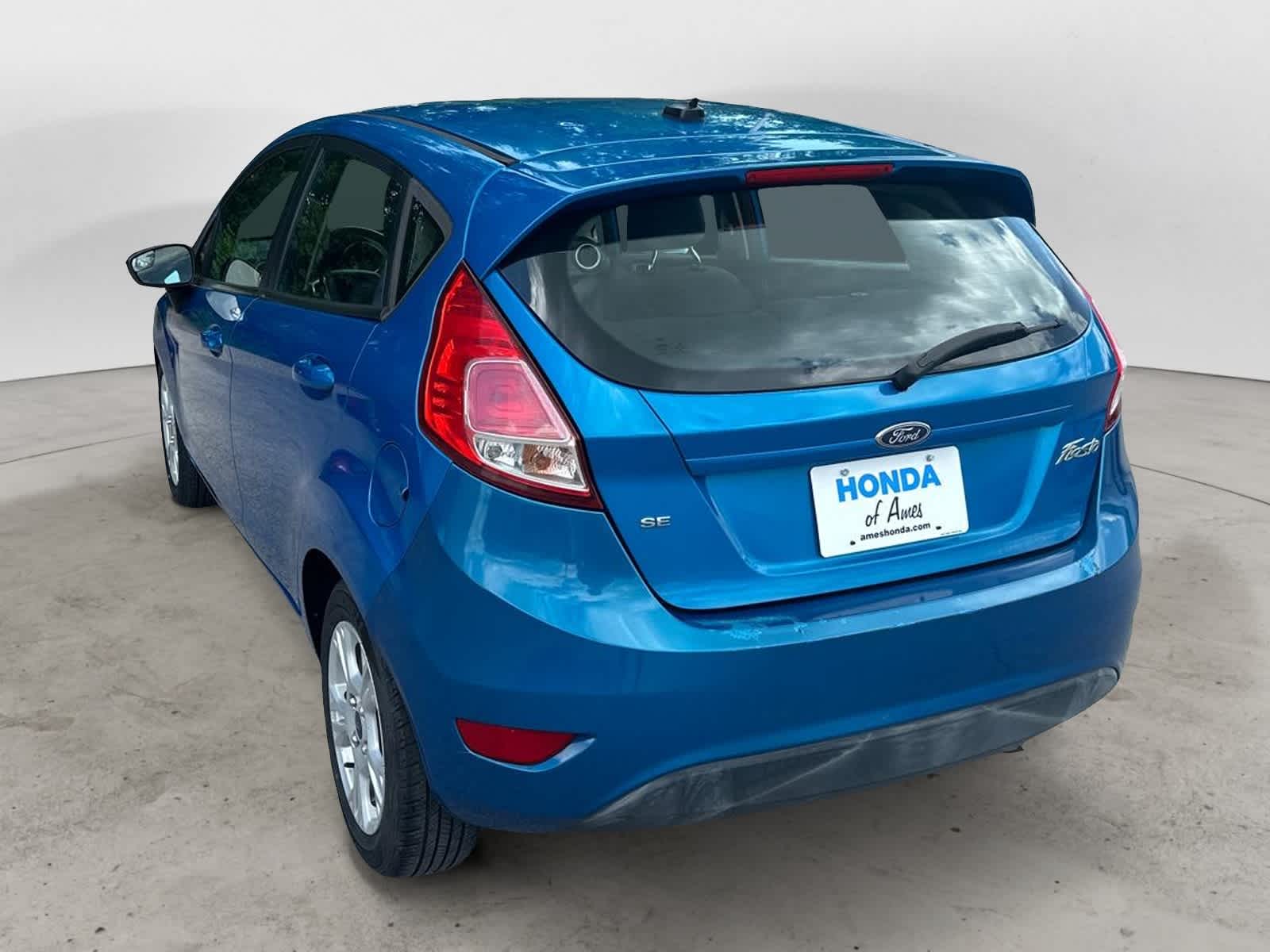 Thumbnail: 2016 Ford Fiesta - 4