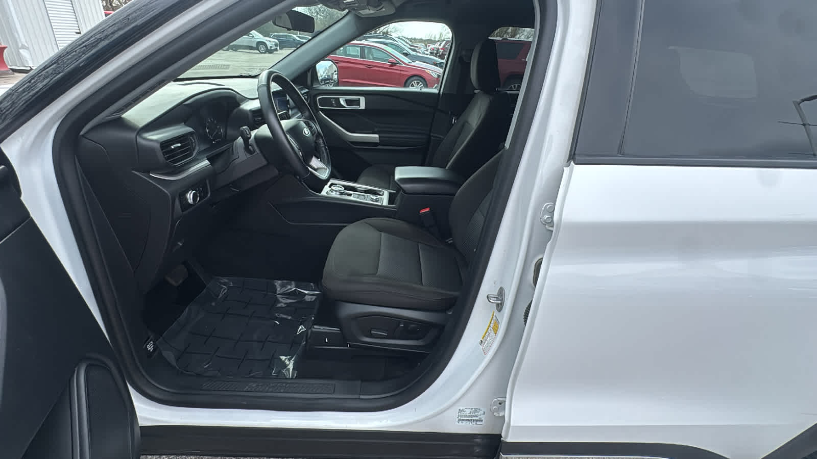 Thumbnail: 2023 Ford Explorer - 17