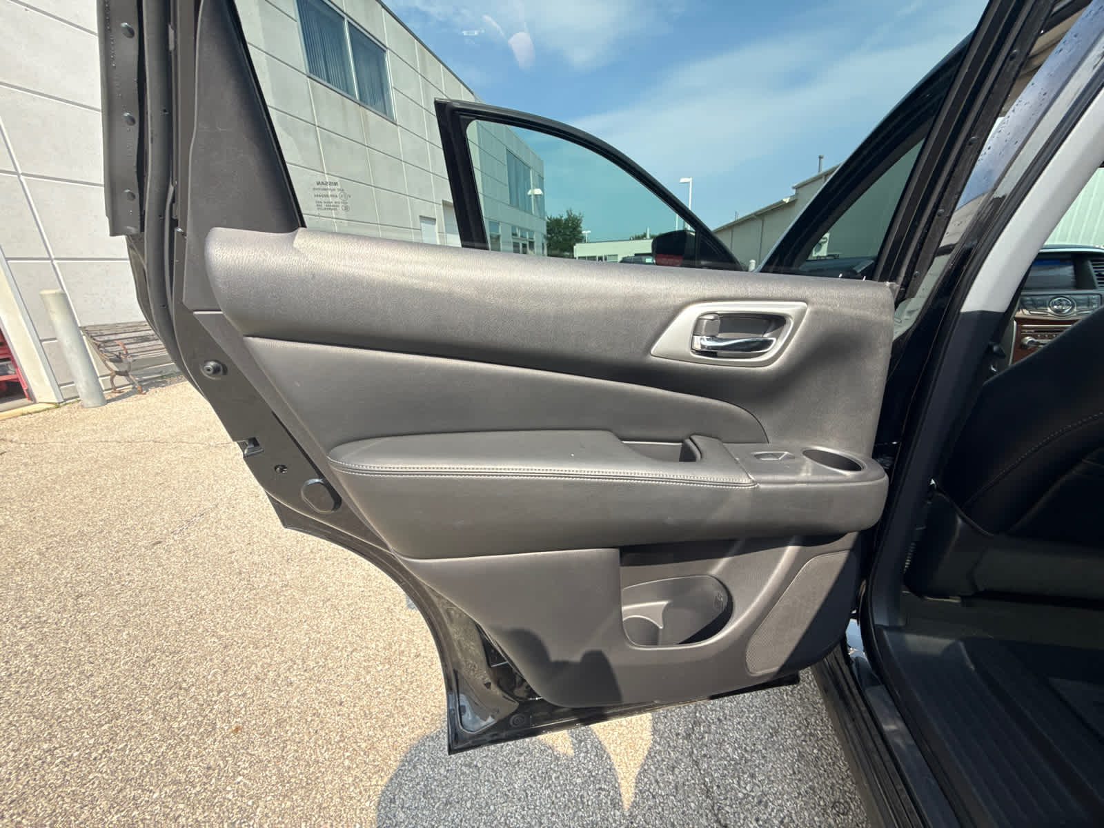 Thumbnail: 2020 Nissan Pathfinder - 30