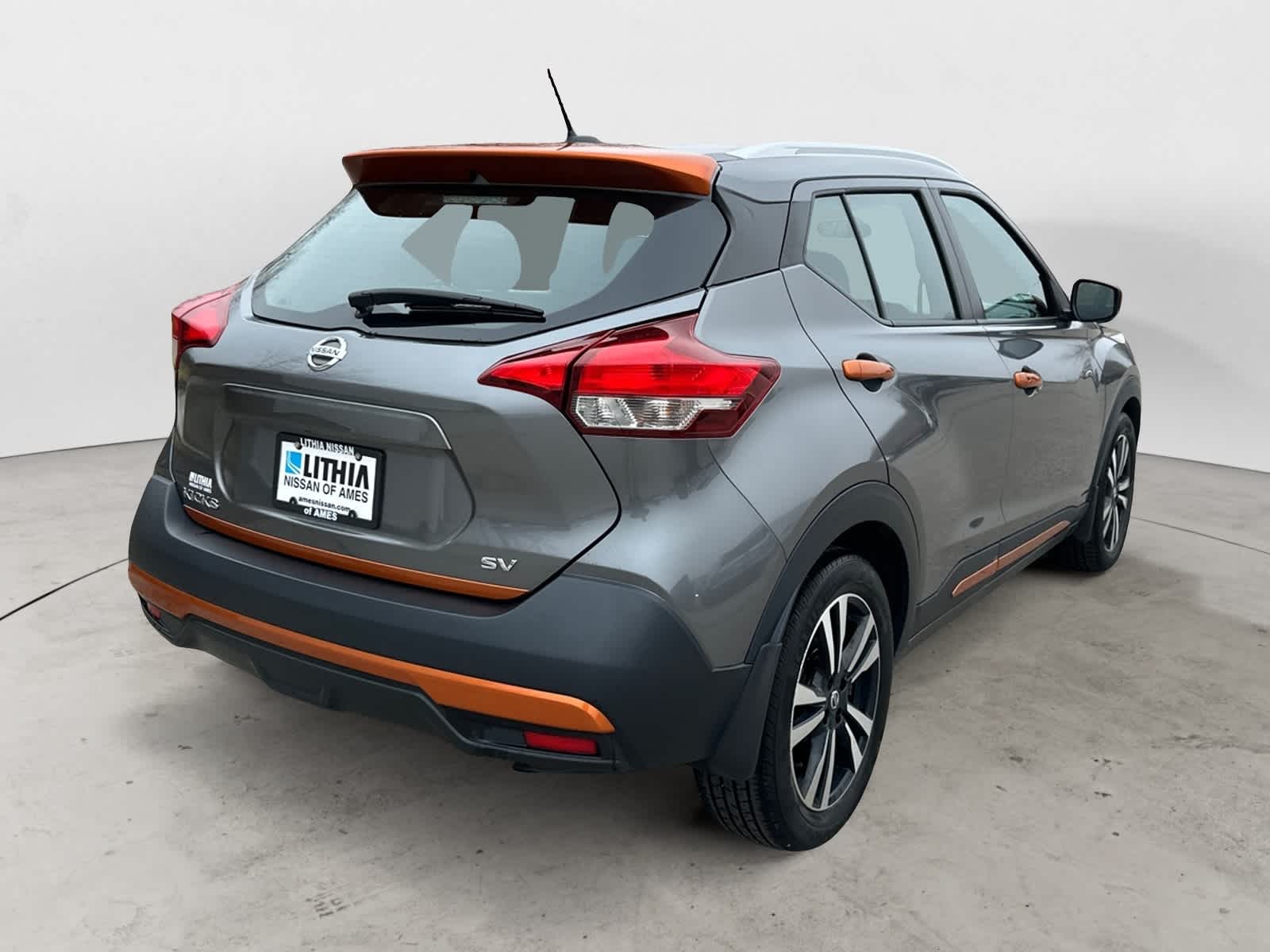 Thumbnail: 2019 Nissan Kicks - 3